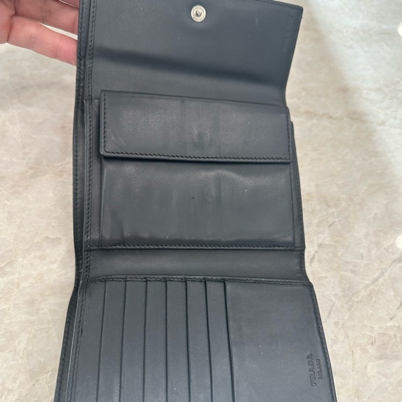 Prada preloved olive green Prada nylon trifold wallet - Picture 10 of 13